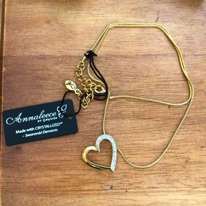 Annaleece NWT Gold Necklace with heart pendant.